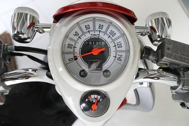 speed indicator for motorcycle